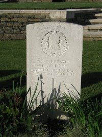 Grand-Seraucourt British Cemetery - McIver, J