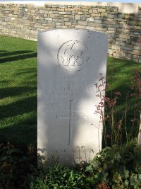 Grand-Seraucourt British Cemetery - Milnes, Arthur Sandford