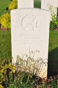 Grand-Seraucourt British Cemetery - Norris, A W