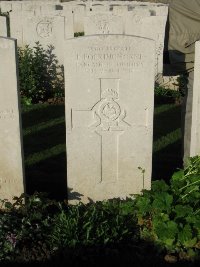 Grand-Seraucourt British Cemetery - Polkinghorne, J