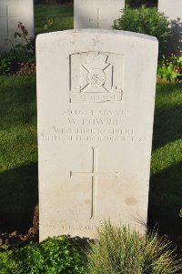 Grand-Seraucourt British Cemetery - Powrie, W