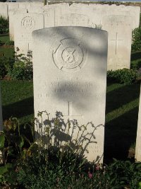 Grand-Seraucourt British Cemetery - Rice, J A T