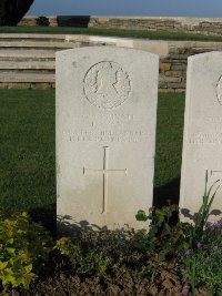 Grand-Seraucourt British Cemetery - Ryan, James