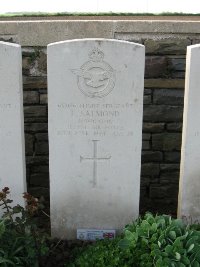 Grand-Seraucourt British Cemetery - Salmond, Frank