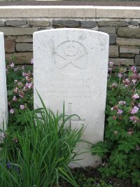 Grand-Seraucourt British Cemetery - Seymour, A