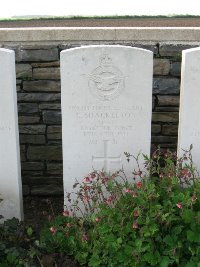 Grand-Seraucourt British Cemetery - Shackleton, Colin