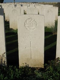 Grand-Seraucourt British Cemetery - Spencer, T