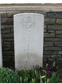 Grand-Seraucourt British Cemetery - Stakes, Ronald