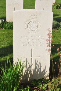 Grand-Seraucourt British Cemetery - Strawford, Albert