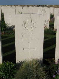 Grand-Seraucourt British Cemetery - Upton, Herbert Ernest