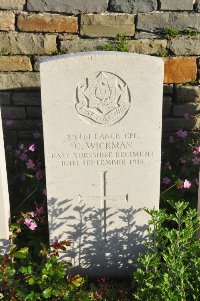 Grand-Seraucourt British Cemetery - Wickman, C