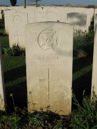 Grand-Seraucourt British Cemetery - Wood, Henry Frederick