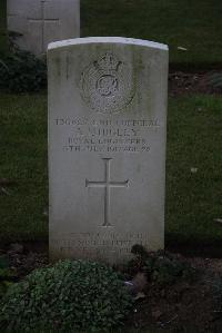 Hermies British Cemetery - Midgley, Alexander Alex