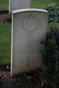 Hermies British Cemetery - Skelton, W