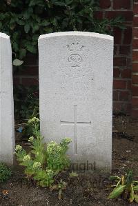 Les Baraques Military Cemetery Sangatte - Aston, W