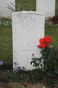 Les Baraques Military Cemetery Sangatte - Reader, Herbert Percival