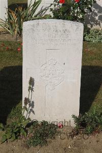 Les Baraques Military Cemetery Sangatte - Reeves, B J