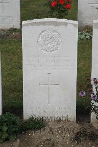 Les Baraques Military Cemetery Sangatte - Robinson, William Haddock