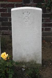 Les Baraques Military Cemetery Sangatte - Simper, J W