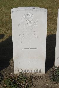 Les Baraques Military Cemetery Sangatte - Smith, J