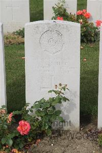 Les Baraques Military Cemetery Sangatte - Smith, W B