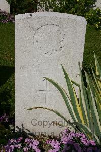 Les Baraques Military Cemetery Sangatte - Spratling, William Joseph