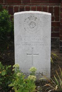 Les Baraques Military Cemetery Sangatte - Stewart, R K