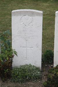 Les Baraques Military Cemetery Sangatte - Taylor, A