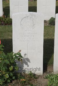 Les Baraques Military Cemetery Sangatte - Turner, H