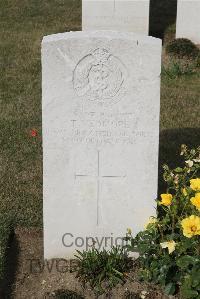 Les Baraques Military Cemetery Sangatte - Vedmore, T