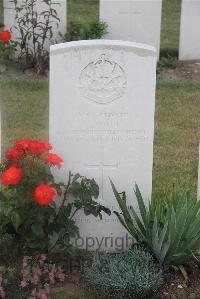 Les Baraques Military Cemetery Sangatte - Wall, P