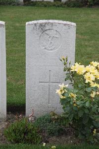 Les Baraques Military Cemetery Sangatte - Walton, Reginald Herbert