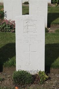 Les Baraques Military Cemetery Sangatte - Ward, H