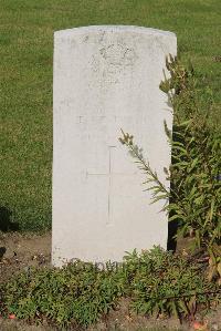 Les Baraques Military Cemetery Sangatte - Westwood, T