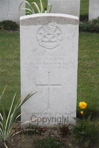 Les Baraques Military Cemetery Sangatte - Wilson, John Frederick