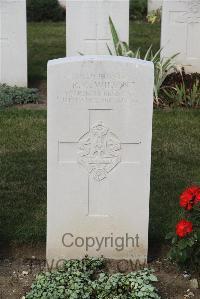 Les Baraques Military Cemetery Sangatte - Wilson, Robert George