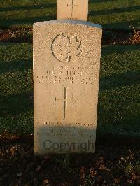 Bretteville Sur Laize Canadian War Cemetery - Allinott, Henry Knisley