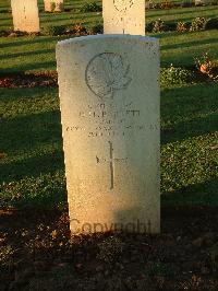 Bretteville Sur Laize Canadian War Cemetery - Barrett, Douglas Joseph Francis