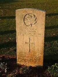 Bretteville Sur Laize Canadian War Cemetery - Bisson, Roger