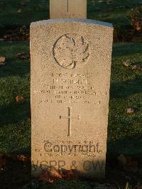 Bretteville Sur Laize Canadian War Cemetery - Bobbitt, Henry