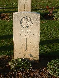 Bretteville Sur Laize Canadian War Cemetery - Bradley, Wallace Royle