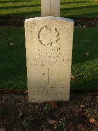 Bretteville Sur Laize Canadian War Cemetery - Brown, George Alexander