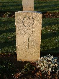 Bretteville Sur Laize Canadian War Cemetery - Brown, Vernon Emery