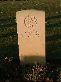 Bretteville Sur Laize Canadian War Cemetery - Busteed, Robert