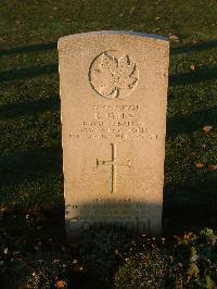 Bretteville Sur Laize Canadian War Cemetery - Byers, Robert