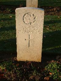 Bretteville Sur Laize Canadian War Cemetery - Chalmers, Gerald Kay