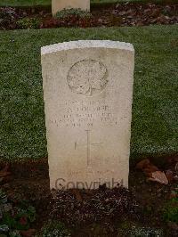 Bretteville Sur Laize Canadian War Cemetery - Cormier, Azade