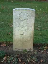 Bretteville Sur Laize Canadian War Cemetery - Cote, Emmerson