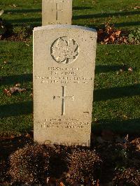 Bretteville Sur Laize Canadian War Cemetery - Cross, Frederick George