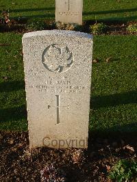 Bretteville Sur Laize Canadian War Cemetery - Davis, Earl Edward